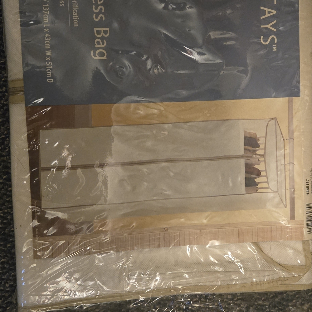 Jumbo Dress Bag